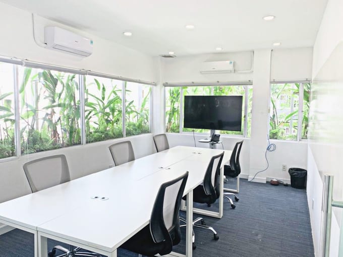 Phòng học nhỏ cho lớp 5–10 học viên
