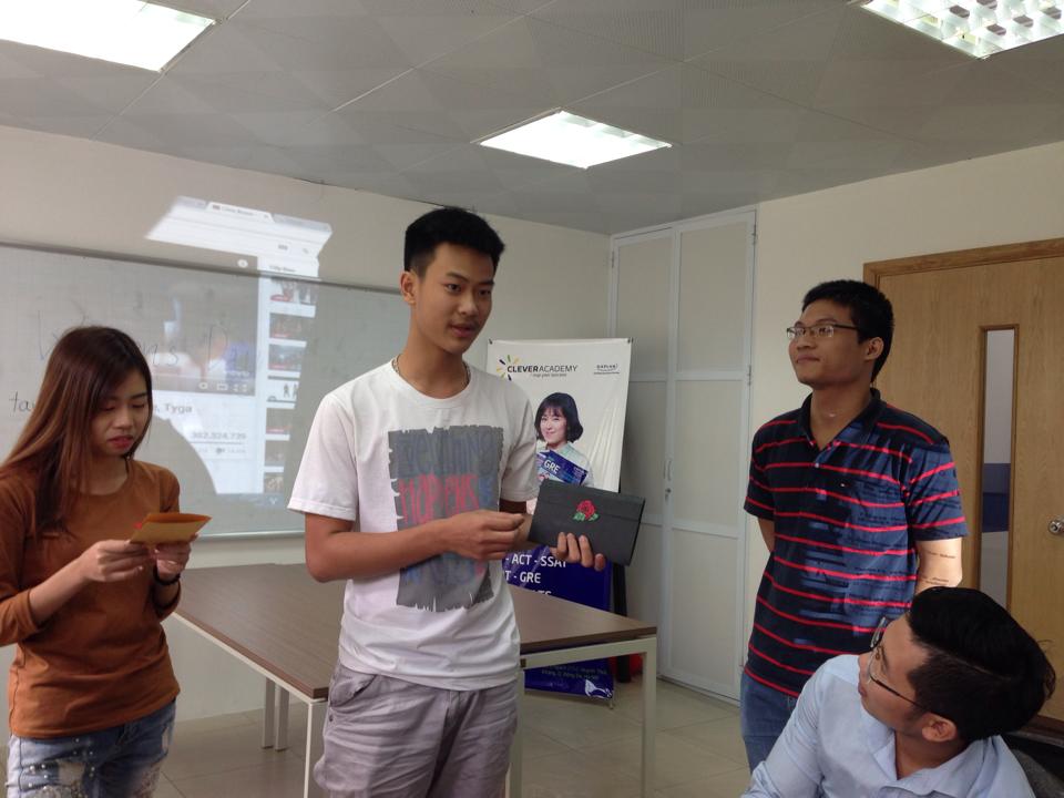 sinh hoat clb tieng anh 4