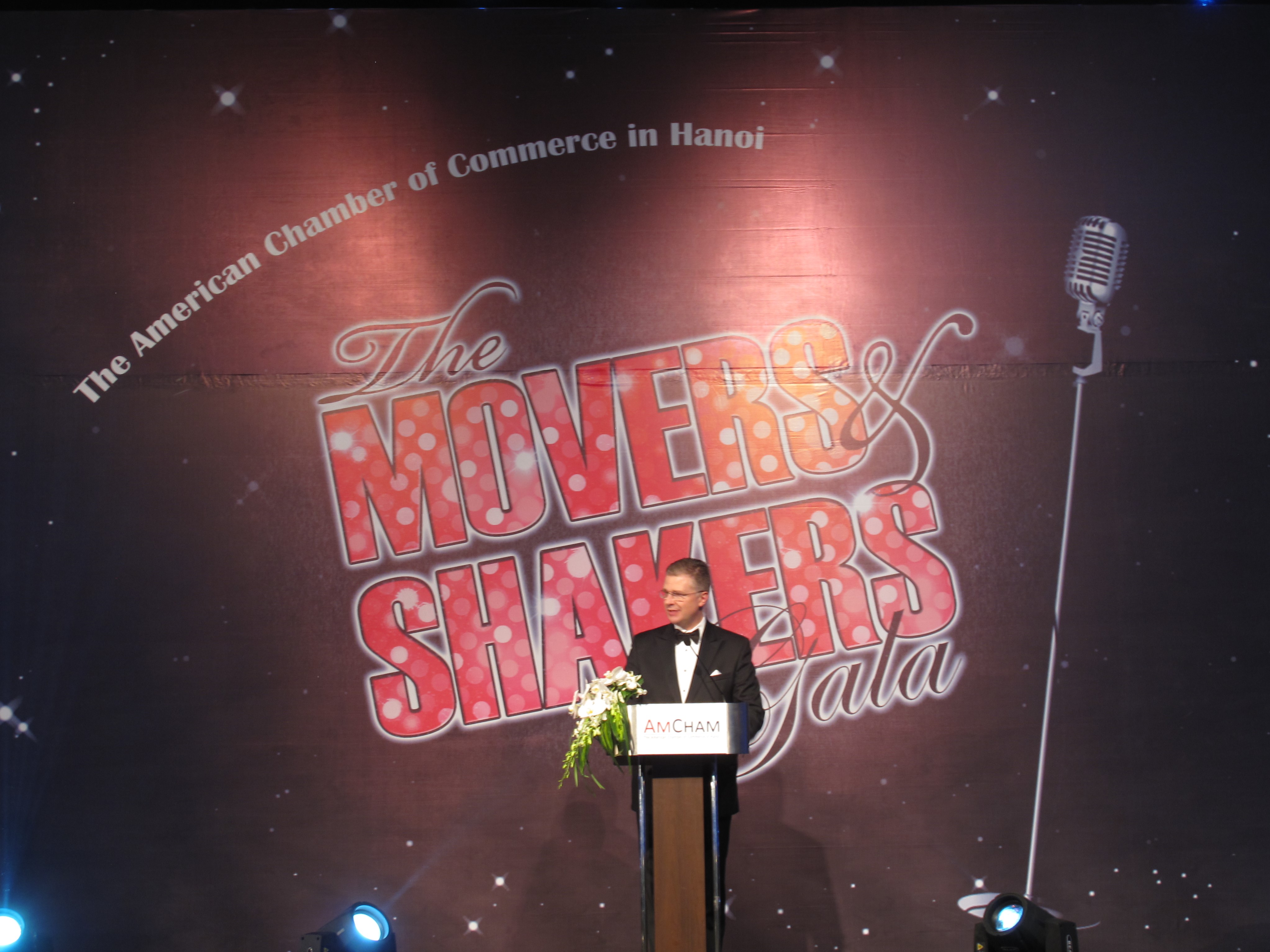 Clever Academy tự hào đồng hành cùng AmCham tại sự kiện “The Movers & Shakers Gala”