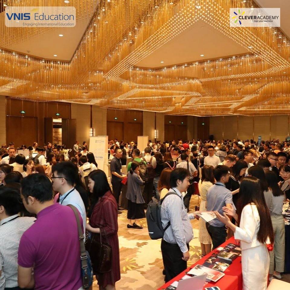 Clever Academy tham gia chuỗi Triển lãm Giáo dục Sau Đại học QS – QS World Grad School Tours 2019