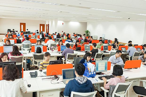 Clever Academy hợp tác cung cấp giải pháp khảo thí GMAT cho FPT IS
