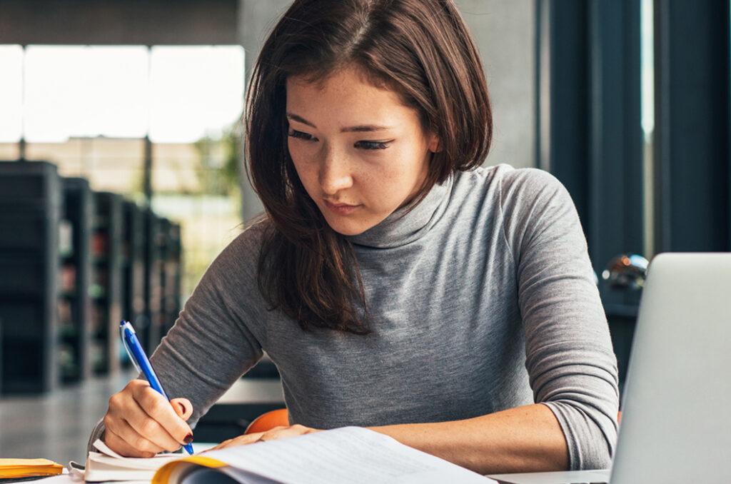 GRE General Test: Thông Tin Toàn Diện Cho Học Viên Clever Academy