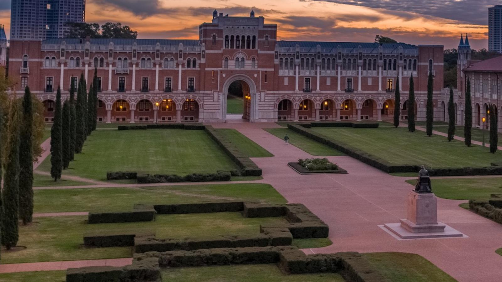 SAT bao nhiêu là đủ để apply đại học Mỹ?
